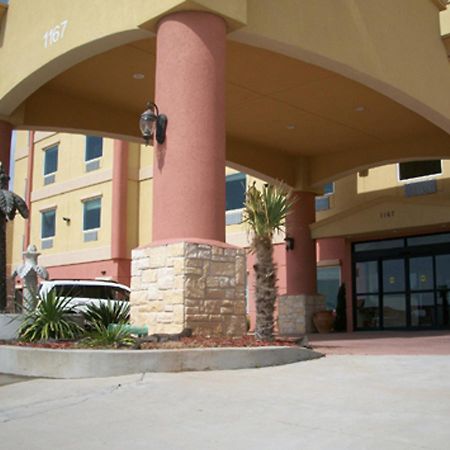 Robinson Inn And Suites Exterior photo